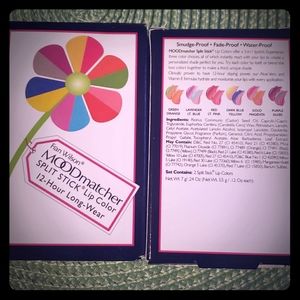 MOODmatcher lipsticks